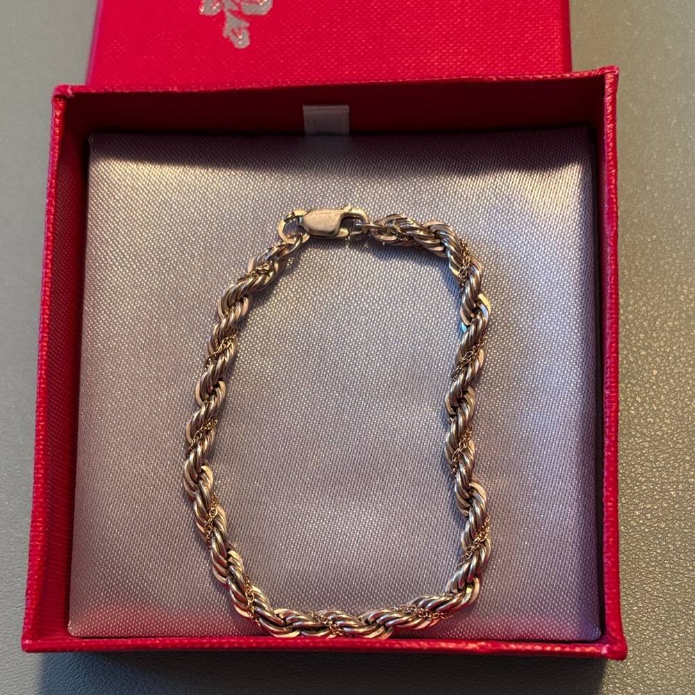 Elegant Silver Rope Chain Bracelet